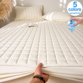 Waterproof High Quality Mattress Cover- Antimicrobial Hypoallergenic Mattress Protector, Noiseless Fitted Sheet,Solid Color