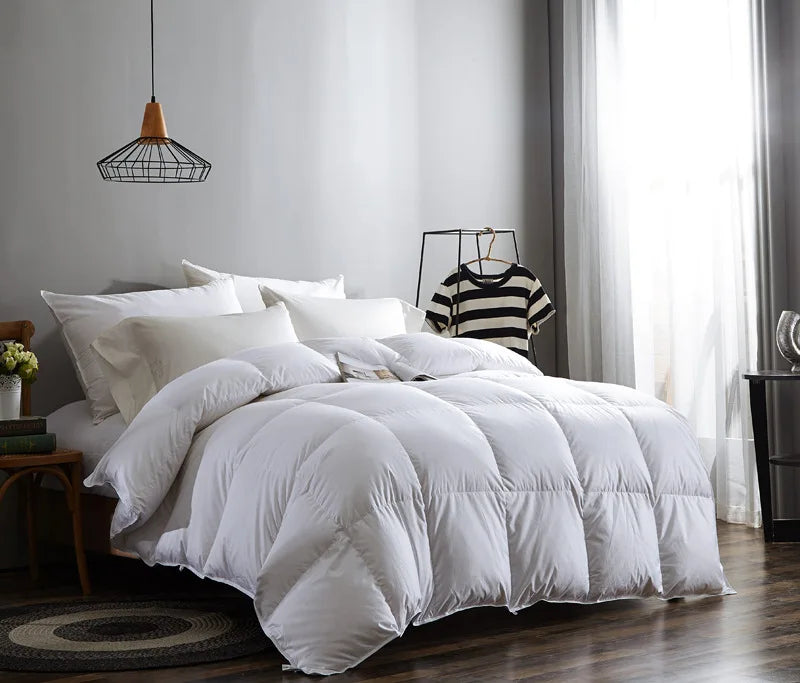 100% Goose Down Duvet Solid Color Quilted Warm And Comfortable Cotton Quilt King Queen Full size Skin-Friendly Cotton  Quilts