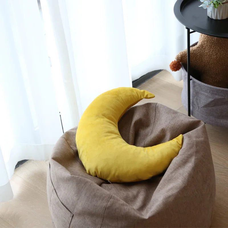 Modern Minimalist Moon Pillows Homestay Sofas Creative Pillows Cushions Shaped Office Pillows