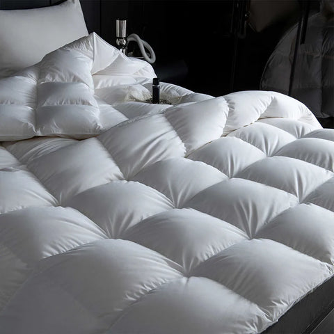Winter Cotton Goose Down Quilt Five-Star Hotel Duvet Super Soft Fluffy Queen King Full Size Four Seasons Duvets Blanket 220x240