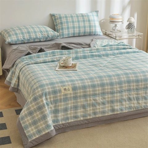 Ins Style Summer Quilt with 100% Cotton Filling Lightweight Skin-friendly Pure Cotton Quilt Plaid Style Thin Comforter Bed Duvet