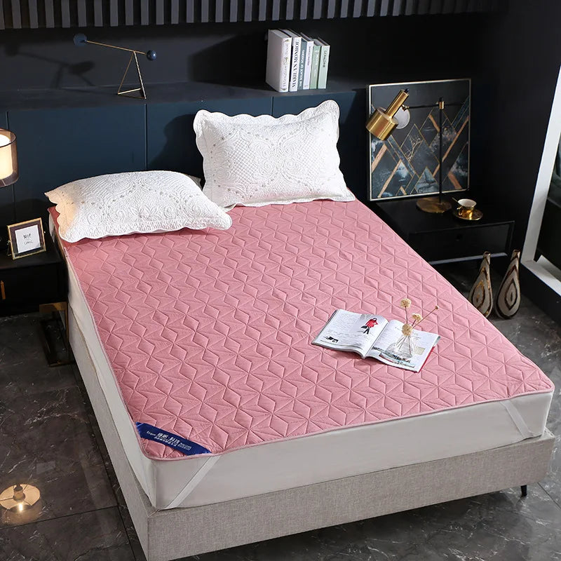 Sandwich Cotton Quilted Waterproof Bed Pad Elderly and Children Bed Protectors Pads Non-slip Anti Dust Skin-friendly Bed Cover