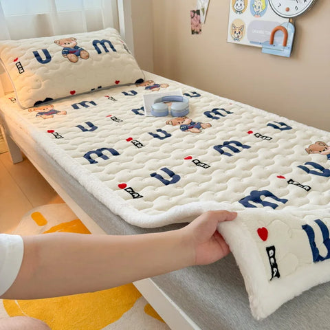 Winter Thicken Warm Mattress Toppers Fleece Bedspread Soft Folding Thin Tatami Mat Student Dormitory Bed Sheet Mattress Cover