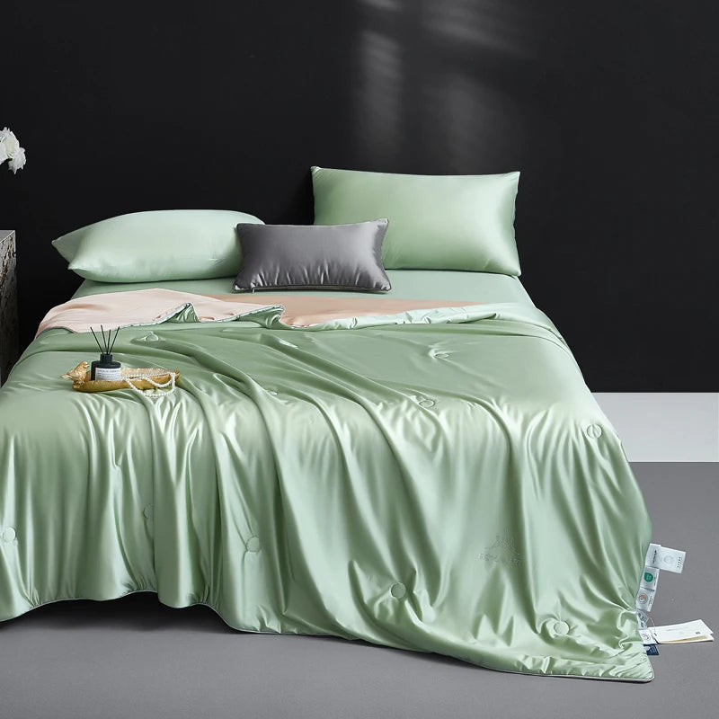 Luxurious Mulberry Silk Summer Quilt/Duvet/Comforter, 100% Natural Long Strand Silk Bedding, Washed Silk Shell, Lightweight Soft