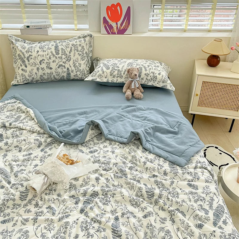 Printed Thin Duvet Skin-friendly Comforter 100x150cm for Kids Quilt Soft Bedspread Summer Blanket edredones (No Pillowcase)