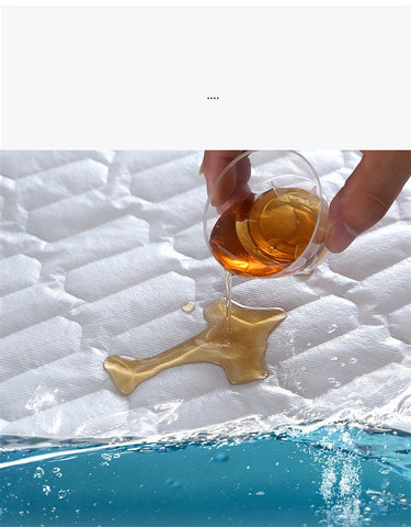 Sandwich Cotton Quilted Waterproof Bed Pad Elderly and Children Bed Protectors Pads Non-slip Anti Dust Skin-friendly Bed Cover