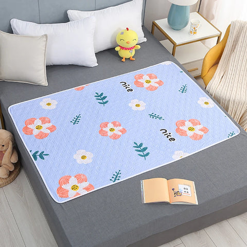 Comfortable and Durable Reusable Waterproof and Washable Mattresses Baby and Elderly Soft and Breathable Nursing Bedding