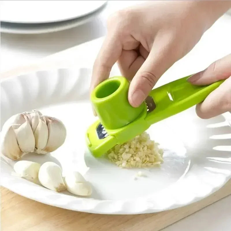 Garlic Press Mincer Stainless Steel Multifunction Crusher Cooking Ginger Squeezer Masher Handheld Ginger Mincer Kitchen Tools
