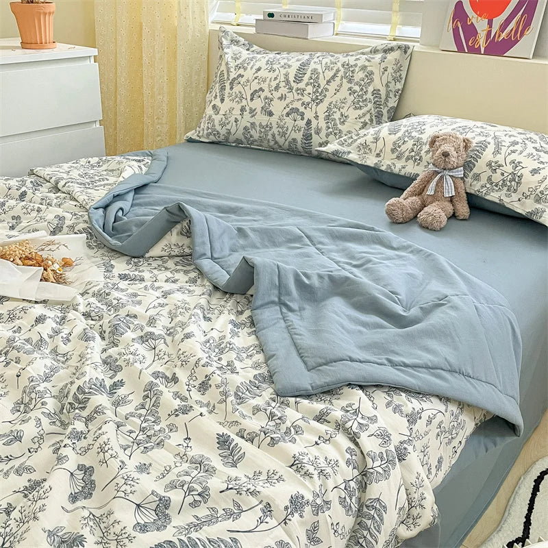 Printed Thin Duvet Skin-friendly Comforter 100x150cm for Kids Quilt Soft Bedspread Summer Blanket edredones (No Pillowcase)