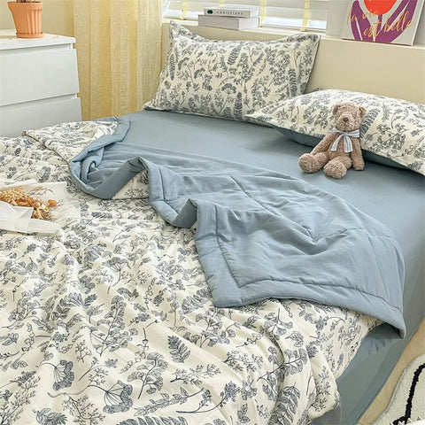 Printed Thin Duvet Skin-friendly Comforter 100x150cm for Kids Quilt Soft Bedspread Summer Blanket edredones (No Pillowcase)
