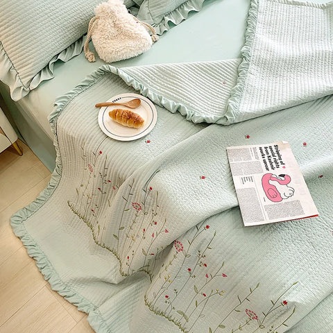 Fresh Flower Embroidered Summer Blanket 4/3/1 Pcs Ruffled Quilted Summer Quilt Set Machine Washable Lightweight Comforter Duvet