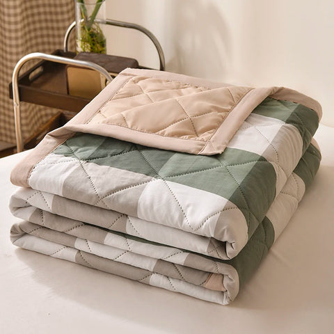 Cool Feeling Quilt Adults Kids Room Comforter 150x200/180x200/200x230cm Blanket Summer Duvet couette de lit (No Pillowcase)