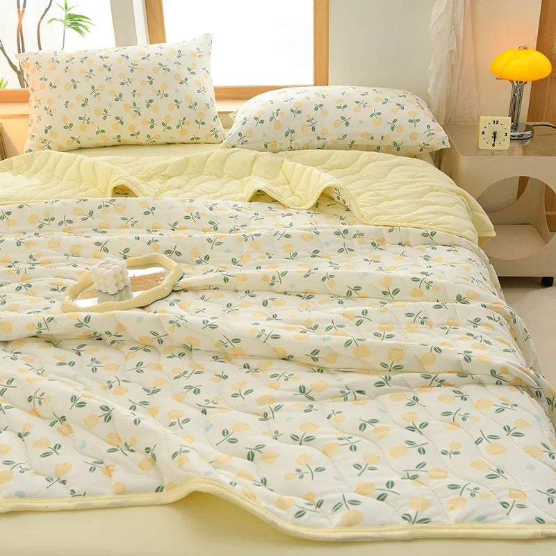 New Floral Print Spring Summer Quilt Soft Comfortable Quilted Quilts Single Double Blanket for Bed Comforter Knitted Thin Duvet