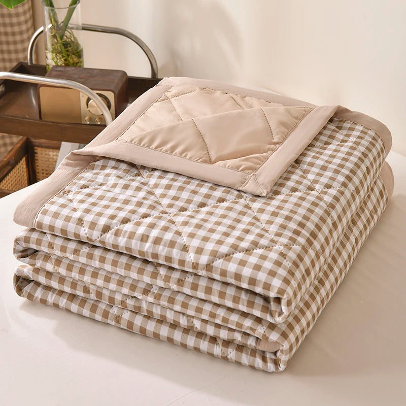Cool Feeling Quilt Adults Kids Room Comforter 150x200/180x200/200x230cm Blanket Summer Duvet couette de lit (No Pillowcase)