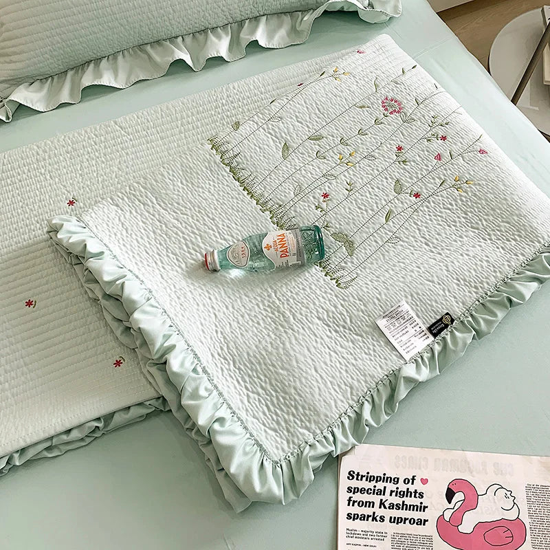 Fresh Flower Embroidered Summer Blanket 4/3/1 Pcs Ruffled Quilted Summer Quilt Set Machine Washable Lightweight Comforter Duvet