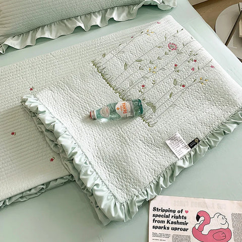 Fresh Flower Embroidered Summer Blanket 4/3/1 Pcs Ruffled Quilted Summer Quilt Set Machine Washable Lightweight Comforter Duvet