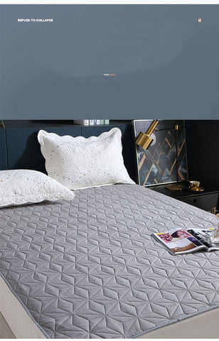 Sandwich Cotton Quilted Waterproof Bed Pad Elderly and Children Bed Protectors Pads Non-slip Anti Dust Skin-friendly Bed Cover