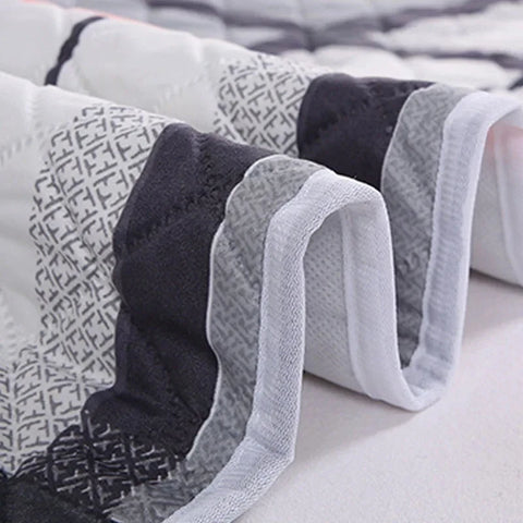 Waterproof  Washable Mattress Urine Mat for Cute Cartoon Bed Protector Diaper Bedding Urine Pads Cloth Breathable  Mattress