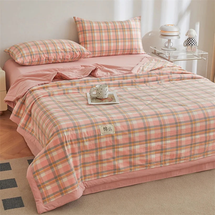 Ins Style Summer Quilt with 100% Cotton Filling Lightweight Skin-friendly Pure Cotton Quilt Plaid Style Thin Comforter Bed Duvet