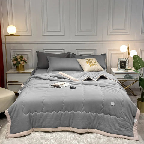 Japan Style Summer Quilt Soft Breathable Quilted Duvet Queen Skin Friendly WashableThin Comforter Lightweight Blanket 180x220