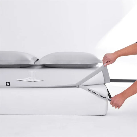 New summer ice silk cool mat bed sheet set, machine washable ice silk cold feeling bed sheet, a mat for sleeping naked in summer