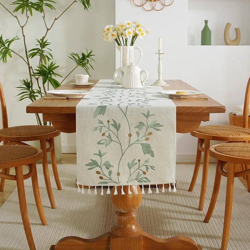 Luxury Embroidered Cotton Linen Table Runner Tablecloth Tassel for Home Dinning Table Coffee Table Mat Wedding decorations