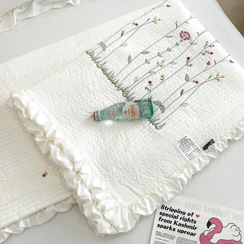 Fresh Flower Embroidered Summer Blanket 4/3/1 Pcs Ruffled Quilted Summer Quilt Set Machine Washable Lightweight Comforter Duvet
