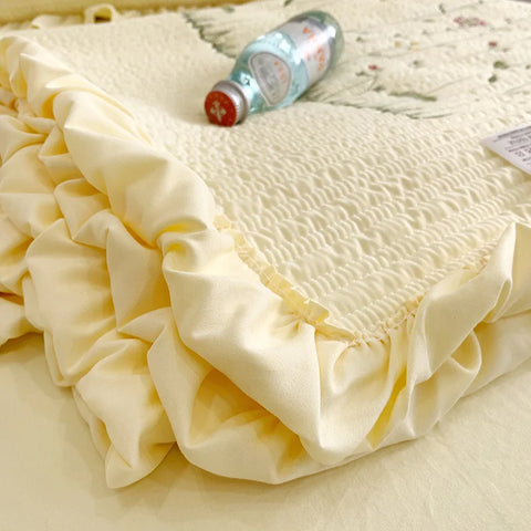 Fresh Flower Embroidered Summer Blanket 4/3/1 Pcs Ruffled Quilted Summer Quilt Set Machine Washable Lightweight Comforter Duvet