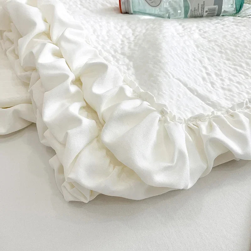 Fresh Flower Embroidered Summer Blanket 4/3/1 Pcs Ruffled Quilted Summer Quilt Set Machine Washable Lightweight Comforter Duvet