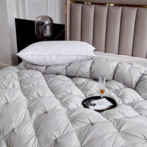 High Grade 100% White Goose Down Quilt Winter Warm Feather Duvet Queen King Cozy Lightweight 3D Bread Comforter Pinch Pleated
