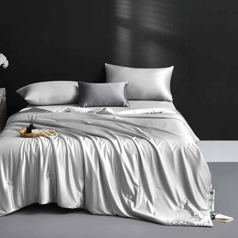 Luxurious Mulberry Silk Summer Quilt/Duvet/Comforter, 100% Natural Long Strand Silk Bedding, Washed Silk Shell, Lightweight Soft