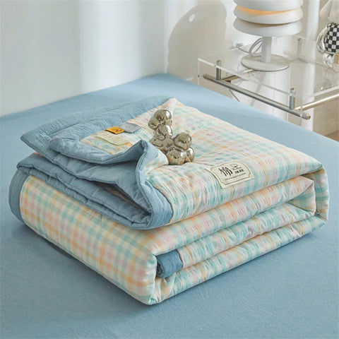 Ins Style Summer Quilt with 100% Cotton Filling Lightweight Skin-friendly Pure Cotton Quilt Plaid Style Thin Comforter Bed Duvet