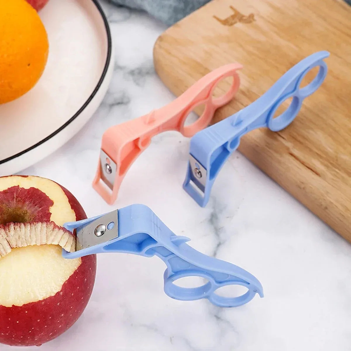 1pc Apple Peeler Orange Kiwi Vegetable Fruit Stainless Steel Peelers Portable Manual Peeling Potatoes Peeler Kitchen Accessories