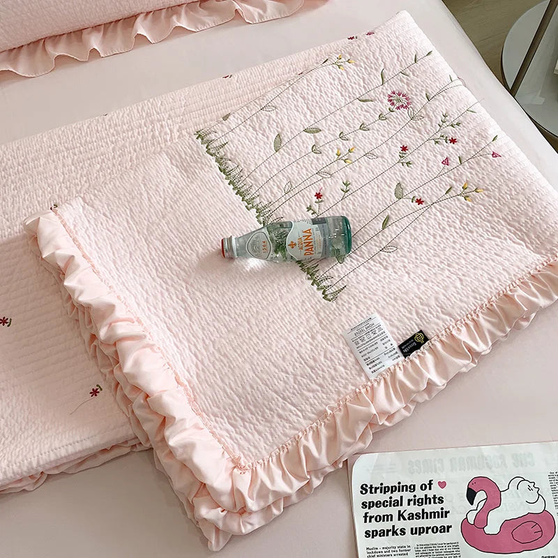 Fresh Flower Embroidered Summer Blanket 4/3/1 Pcs Ruffled Quilted Summer Quilt Set Machine Washable Lightweight Comforter Duvet