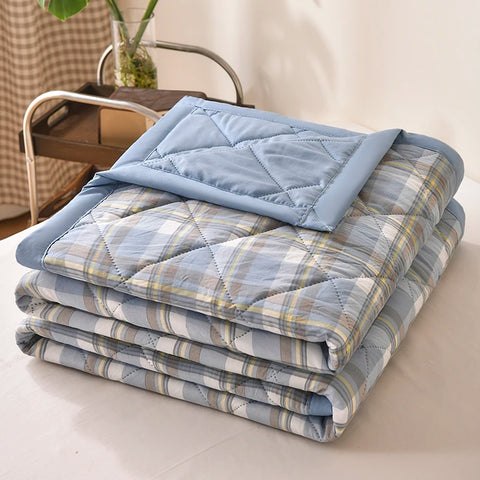 Cool Feeling Quilt Adults Kids Room Comforter 150x200/180x200/200x230cm Blanket Summer Duvet couette de lit (No Pillowcase)