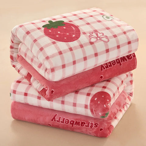 Girls Cartoon Strawberry Flannel Blanket, Warm Bedspread Sheet, Fuzzy Soft Fleece Plush Blankets for Bed Sofa Nap Shawl Blankets