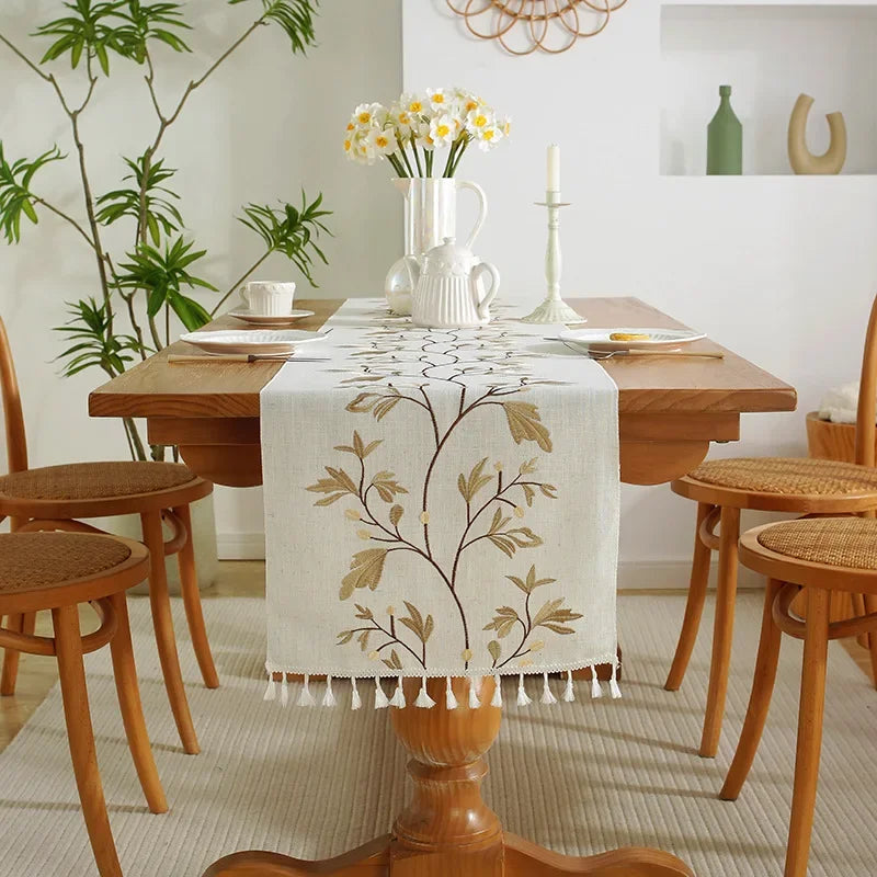Luxury Embroidered Cotton Linen Table Runner Tablecloth Tassel for Home Dinning Table Coffee Table Mat Wedding decorations