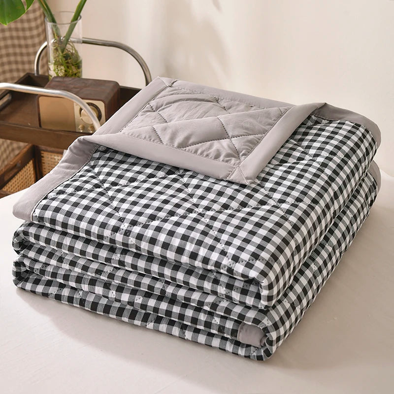 Cool Feeling Quilt Adults Kids Room Comforter 150x200/180x200/200x230cm Blanket Summer Duvet couette de lit (No Pillowcase)