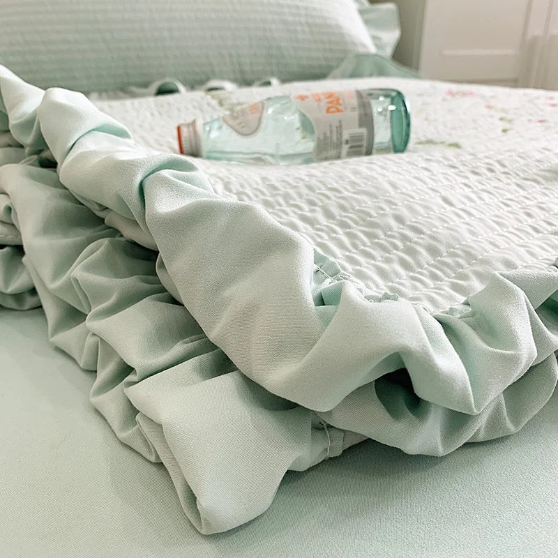 Fresh Flower Embroidered Summer Blanket 4/3/1 Pcs Ruffled Quilted Summer Quilt Set Machine Washable Lightweight Comforter Duvet