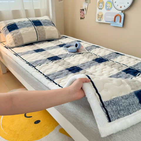 Winter Thicken Warm Mattress Toppers Fleece Bedspread Soft Folding Thin Tatami Mat Student Dormitory Bed Sheet Mattress Cover