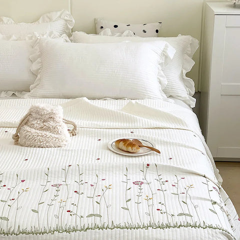 Fresh Flower Embroidered Summer Blanket 4/3/1 Pcs Ruffled Quilted Summer Quilt Set Machine Washable Lightweight Comforter Duvet