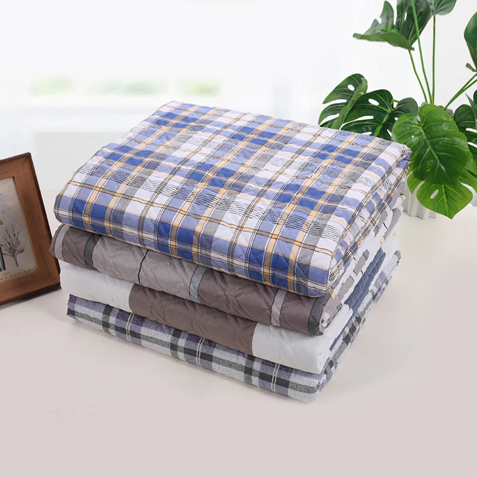 Comfortable and Durable Reusable Waterproof and Washable Mattresses Baby and Elderly Soft and Breathable Nursing Bedding
