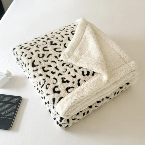 Double Layer Fleece Blanket Autumn Winter Thick Warm Office Nap Throw Blankets for Sofa Bed Single Double Soft Plush Comforter
