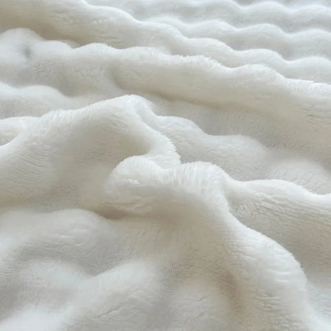 1 Pc Luxury Faux Rabbit Fur Throw Blanket Soft Warm White Striped Fluffy Blankets for Sofa Office Naps Single Double Plush Plaid