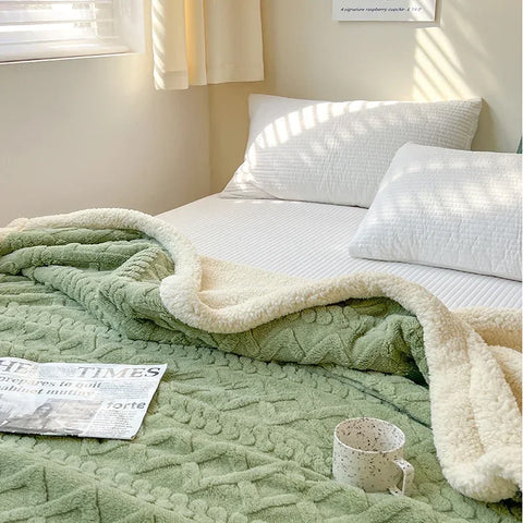 Soft Woolen Blanket for Bedding and Sofa, Warm Lamb Velvet Flannel Cover Blanket for Office, Air Conditioning and Nap