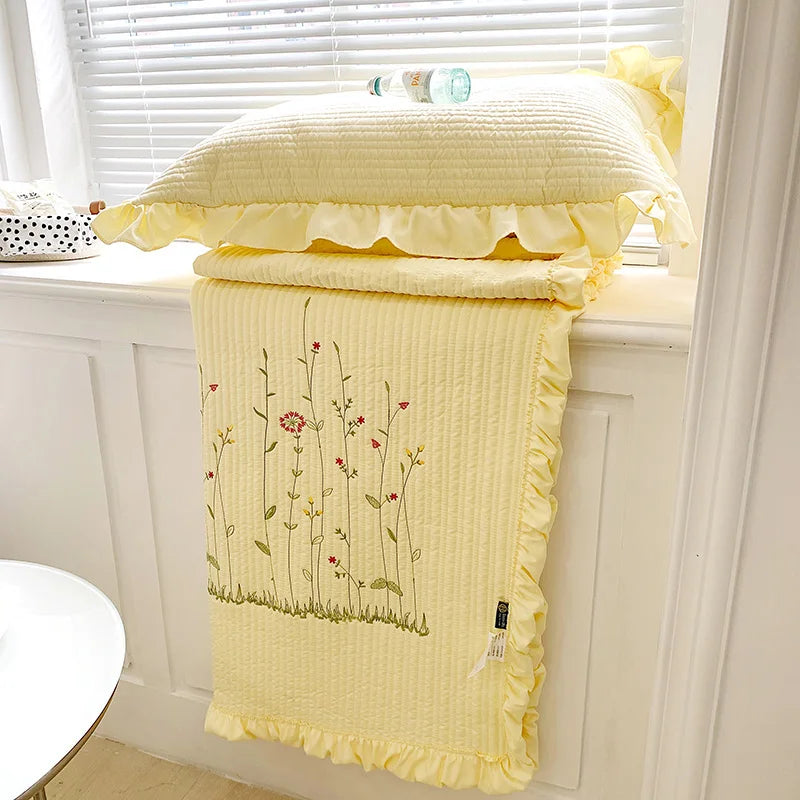 Fresh Flower Embroidered Summer Blanket 4/3/1 Pcs Ruffled Quilted Summer Quilt Set Machine Washable Lightweight Comforter Duvet