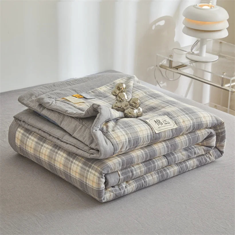 Ins Style Summer Quilt with 100% Cotton Filling Lightweight Skin-friendly Pure Cotton Quilt Plaid Style Thin Comforter Bed Duvet
