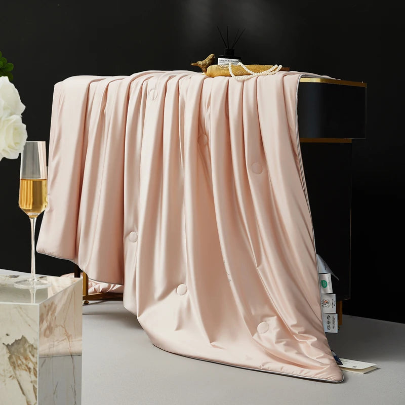 Luxurious Mulberry Silk Summer Quilt/Duvet/Comforter, 100% Natural Long Strand Silk Bedding, Washed Silk Shell, Lightweight Soft