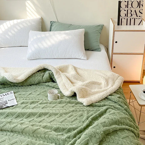 Soft Woolen Blanket for Bedding and Sofa, Warm Lamb Velvet Flannel Cover Blanket for Office, Air Conditioning and Nap