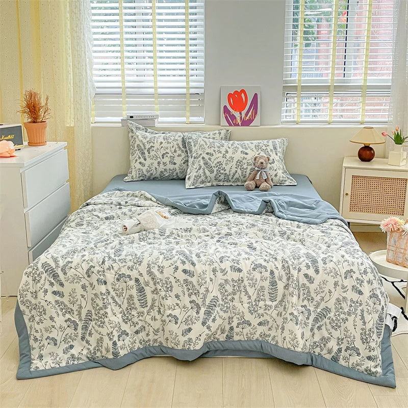 Printed Thin Duvet Skin-friendly Comforter 100x150cm for Kids Quilt Soft Bedspread Summer Blanket edredones (No Pillowcase)